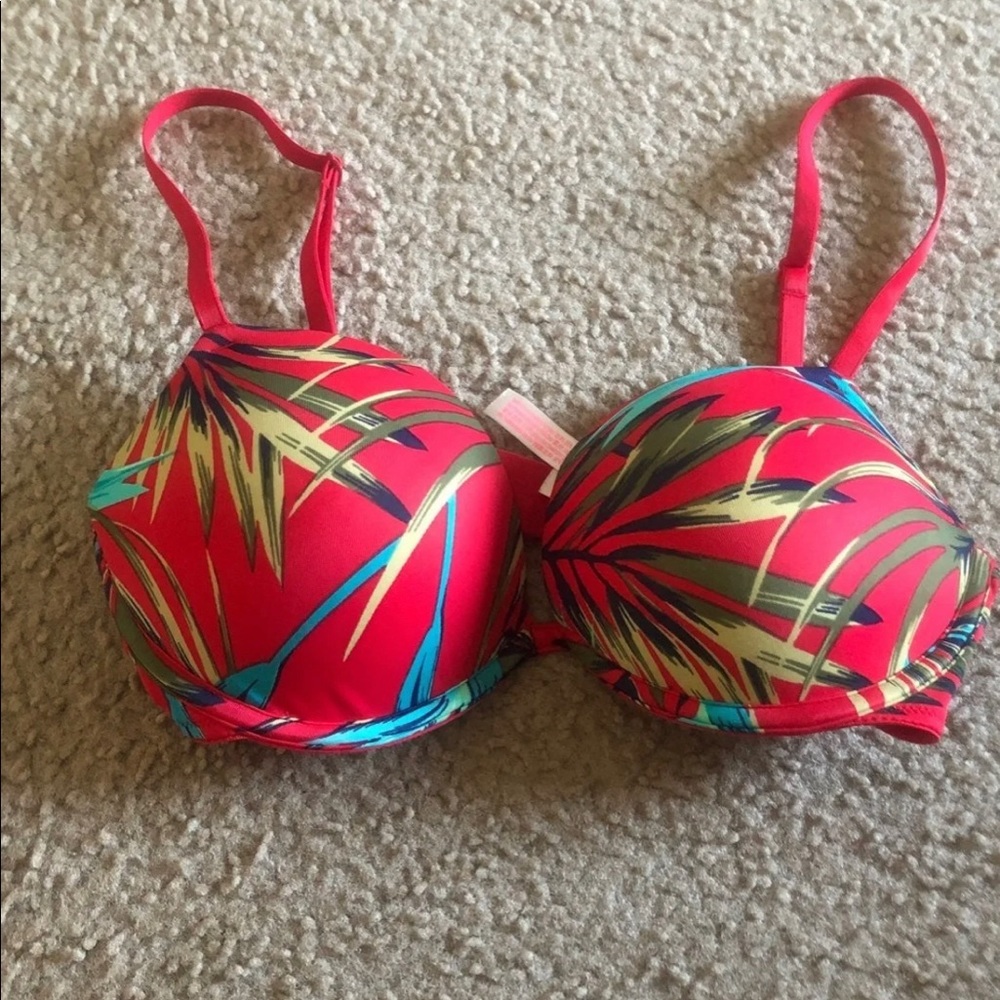 32D victoria’s secret pink pushup bra